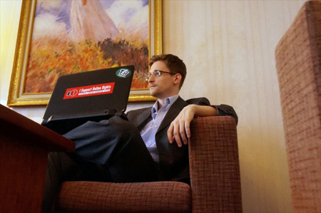 Snowden declara estar entrenado como espía